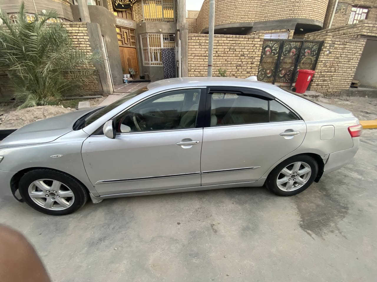 كامري ٢٠٠٧ خليجي رقم مميز ١٣٧
بيها الجاملغ الامامي الايسر مبدل والجاملغ الخلفي نصه مصبوغ 
السيارة كير مكينه تبريد يخبلن 
السعر ٩٧ $ وبيها مجال وترهم مراوس بجارجر ٢٠١٢ 
📍ناصرية مركز 
📱 ***********
