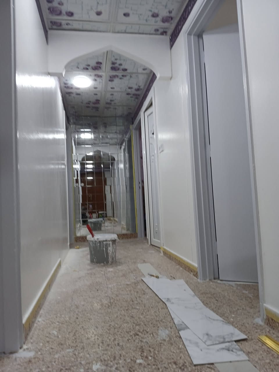 عملنا اليوم في مجمع الفارس 
ومن الله التوفيق للجميع 
اتقان العمل سر نجاحنا 
اصباغ المرجان داخلي خارجي 
الاستفسار الاتصال على الرقم مصطفى خضير العيساوي 
***********
