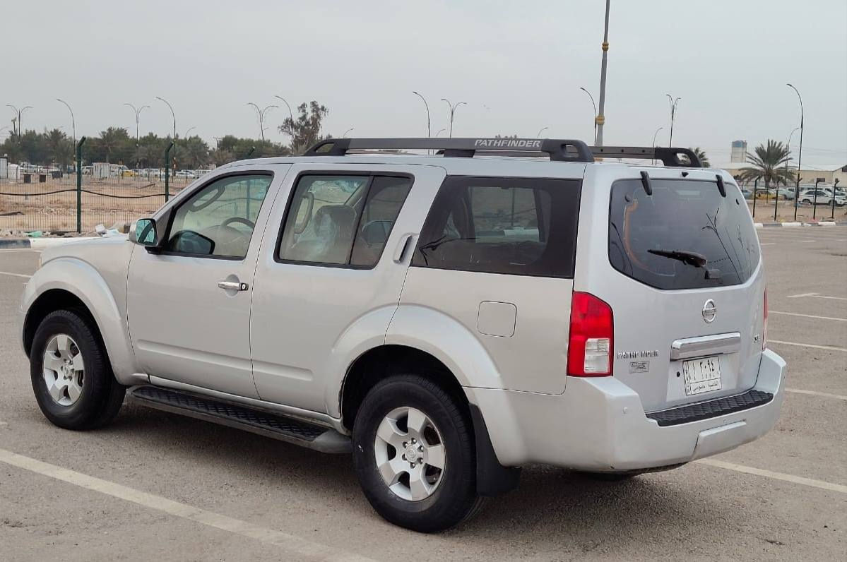 السلام عليكم للبيع نيسان باثفندر موديل 2007  كفالة  وضربة وتبديل مواصفات  سبع راكب اشاير بل مري شاشة تحكم ستيرن  تبريد ثلج مكينة4000   سنوية جديدة كشنات جلد كهربائي تدفئة تبريد كامرة دوار
السعر 85   
للاستفسار اكثر اتصل
*********** 
مكان السيارة كربلاء المقدسة 
مكلف بل نشر
