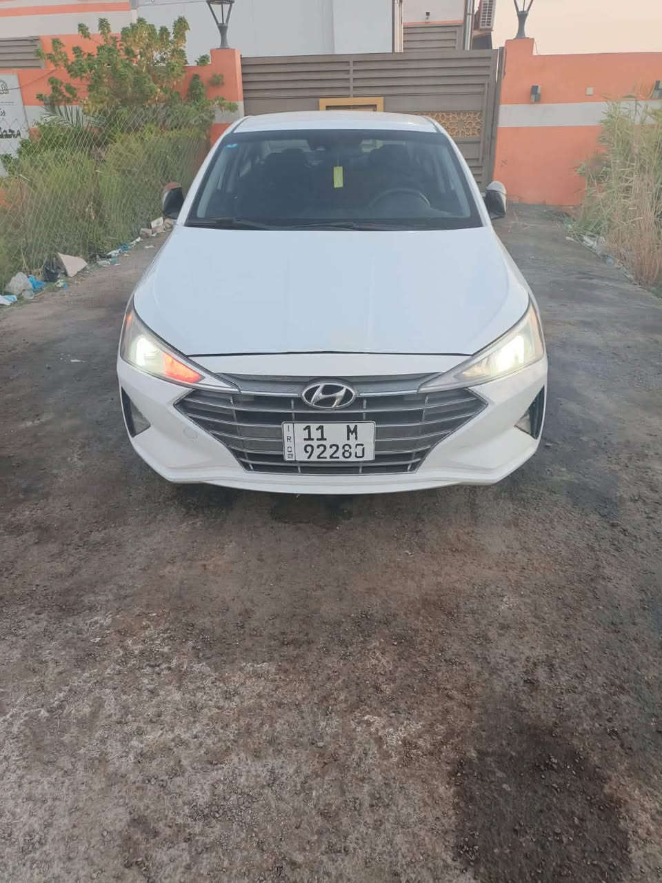 النترا 2020
كير AT
محرك 2000
كير و محرك مكفولات

مواصفات نص فول
كامره دواره
رادار امامي خلفي

حادثها 3 قطع
قطعتين امريكا و قطعة بالعراق
بدون تبديل بس الجاملغ مبدل
صور الحادث بالمنشور

السياره بأسمي
السعر : 113 ورقة
العنوان : حي العامل بغداد
التواصل : ***********
