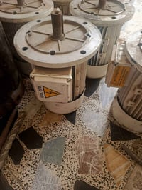 ماطورات • ٥ قطع • للبيع