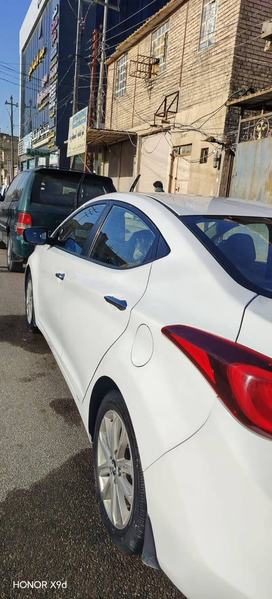 سلام عليكم انتر 2015 خليجي
رقم بابل فول موصفات 
حادث بنيد مصبوغ 
سعر 125
تصال
***********
***********
