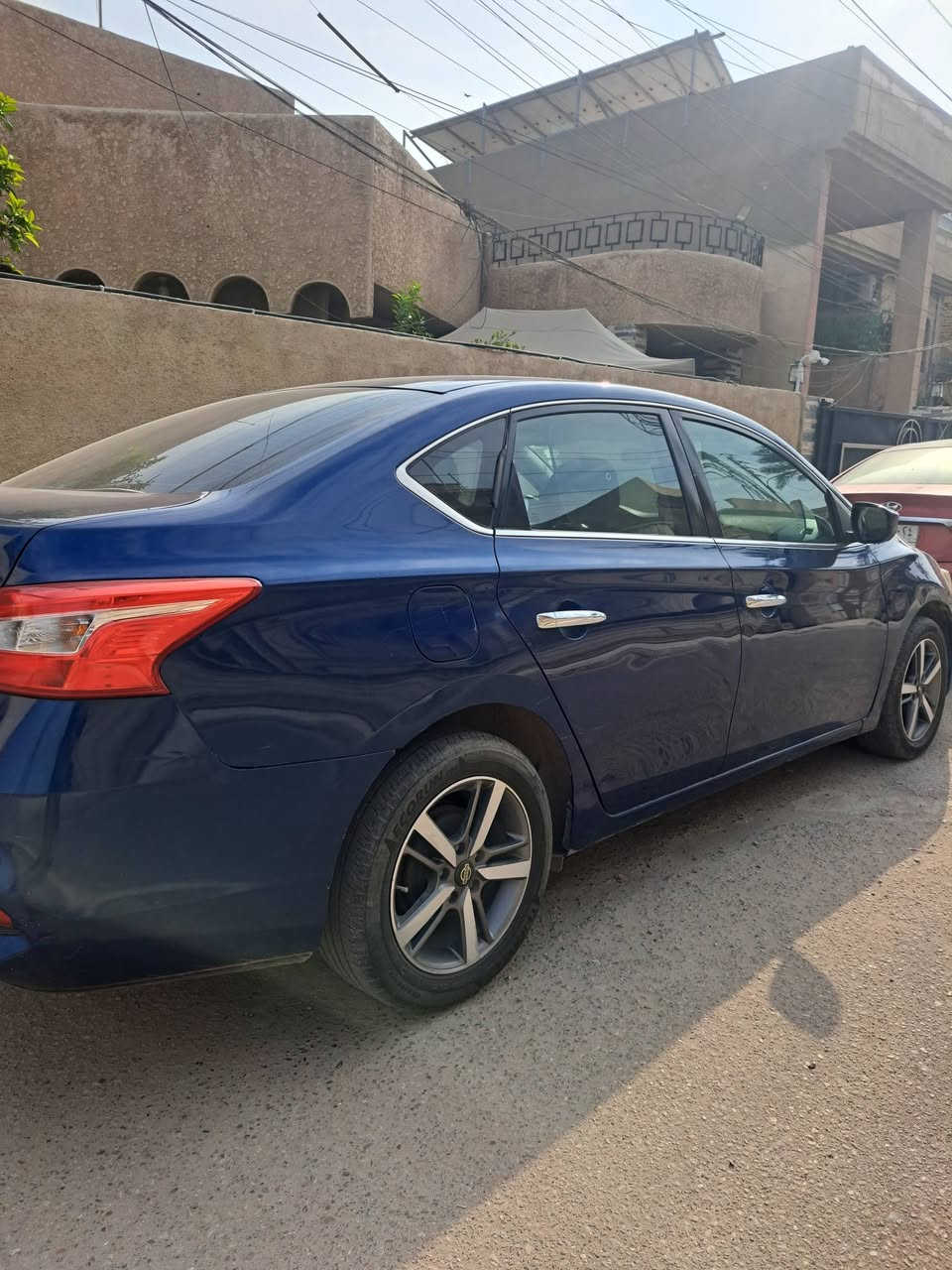 السلام عليكم بيع مستعجل نيسان سنترا موديل ٢٠١٨ سنويه وهزه جديد لحد ٢٠٣٠ باسمي سياره حلوه للاستفسار الاتصال بالرقم ***********
