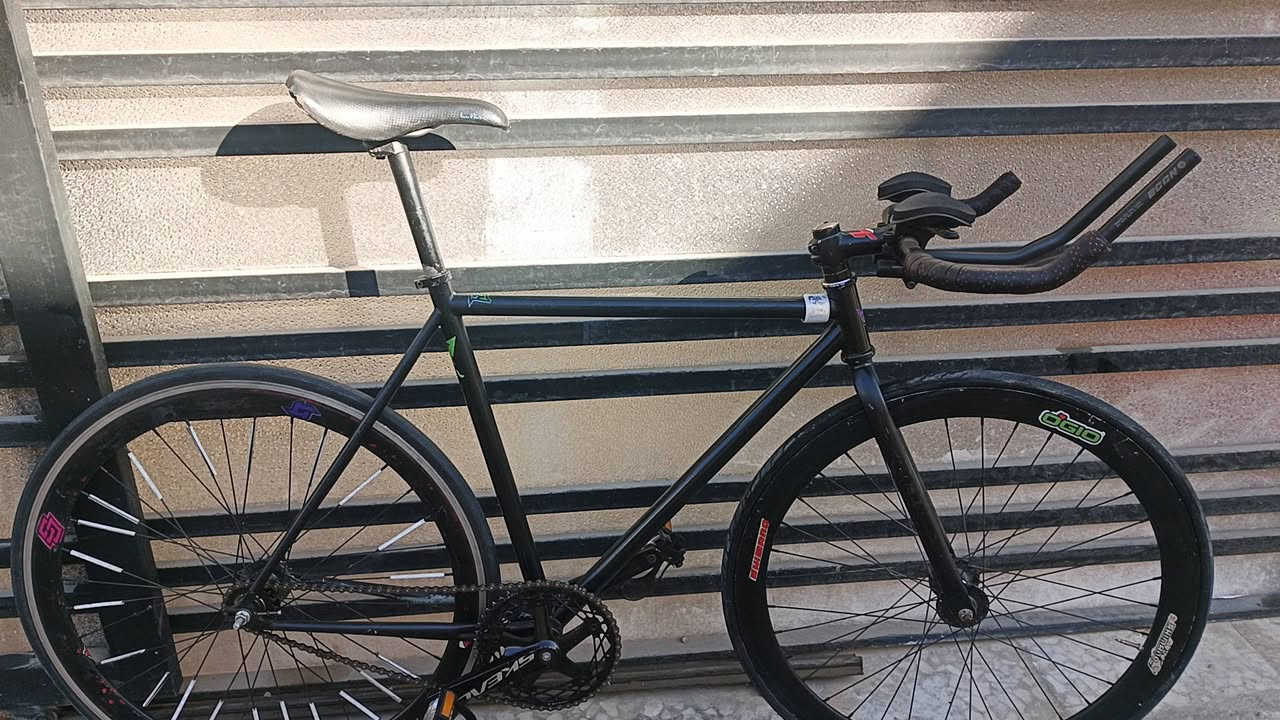 سلام عليكم
فكسد لبيع 
المعدن المنيوم  بل كامل  
دشلي امامي 49
الحجم 29 
وبي استراحه  
ومكينه اثنين  
والسعر 220
لا يوجد توصيل  
مكاني بغداد شعب حي تجار  
والشراي  يتفضل خاص مع تحياتي لجميع


**إذا كنت صاحب هذا الإعلان وتريد حذفه لأي سبب، رجاءا أرسل رسالة إلى الدعم الفني**