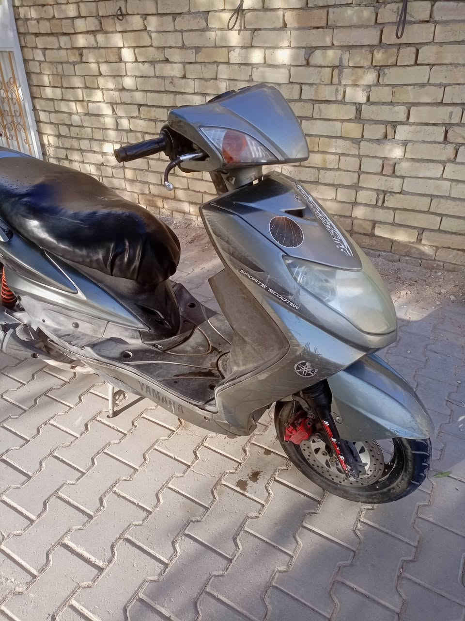 السلام عليكم للبيع دراجه سكنس فحل كابريتر الدراجه مكفولة كفاله عامه برغي مامفتوح تأخذه من الباب كابريتر بلادي كهربائيات كله شغاله سلف هندر الدراجه مابيه اي نقص مكاني بغداد الكرخ العطيفيه السعر 450 قفله قفل هذه رقمي *********** فقط إتصال
