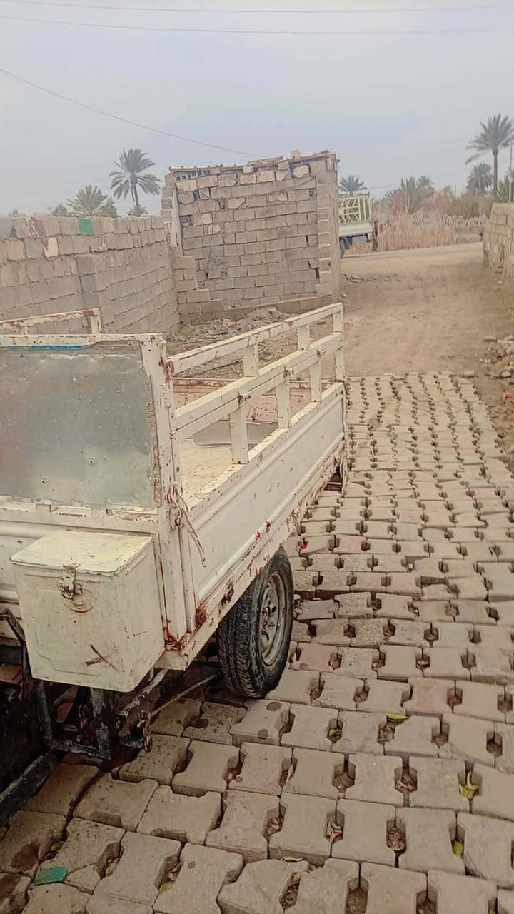 السلام عليكم ستوته ام تيار ستوته محرك اكسل خير من الله لا اخياس ولا لحيم اوراق كامله السعر 650وبيه مجال العنوان ديالى الخالص ***********
