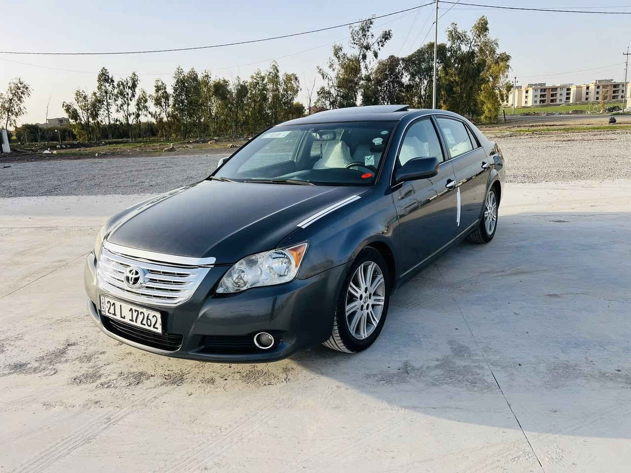 ئه ڤه لؤن 2009 ئه مريكي فول مواسه فات 
گيرو مه كينه ي به شه رت نه كراوه ته وه سه نه وي تا زه يه 
كؤبؤن به نزيني هه يه چوار پارچه ي بؤياغه نمونه له جواني 
جركه ي تيانيه چوار تا يه ي تا زه يه  شوين چم چمال 
نرخي 105 مه جال 
***********
***********
