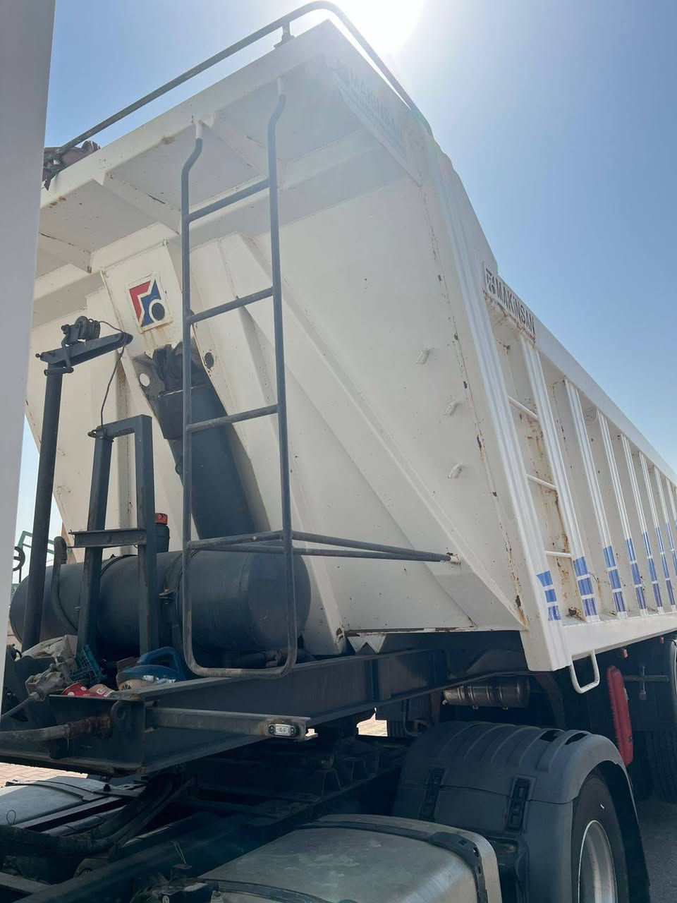 سكانيه 2008وعربانه ماك نيسان 27م كفاله عامه رقم سليمانيه جديد تخم تاير ***********
