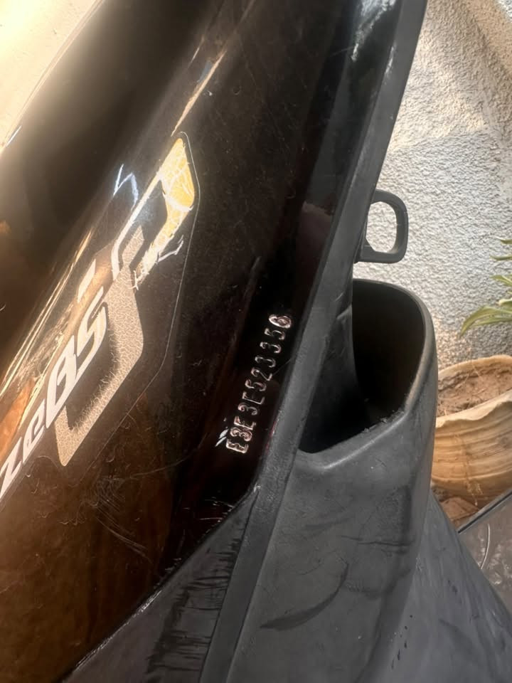 سلام عليكم بريز بغبغاء ع ايدي من الرمبه قبل سنه ليبل واحد كلشي بيها بلادي تاركها صار سبوعين او اكثر بس اشغل بيها واطفي خاف يكعد الباتري 
امانه الله ورسوله سبب البيع اخذت سياره  السعر مليون وبيها مجال بسيط مكاني الغزاليه ***********
