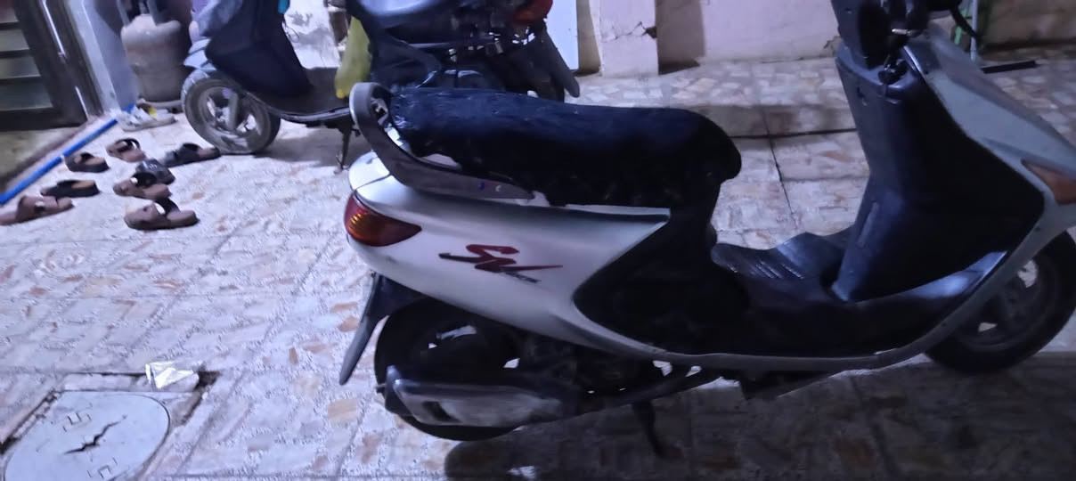 دراجه فراشه للبيع الدراجه حلوه او اجديده مابيها اي نقص الي يداها يتصل على هذا الرقم *********** واتساب أو خط السعر ٣٩٠ بيها مجال حك الجيه
