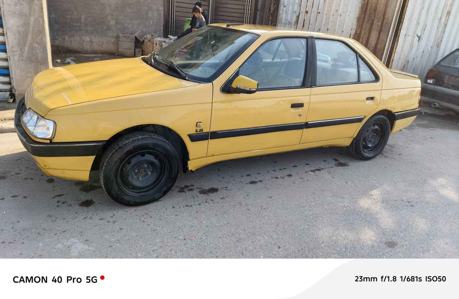 بيجو لميس 2015بيها بارد باب السائق وجاملغ خلفي وطخه ابيع 
 38وبيها مجال
***********
