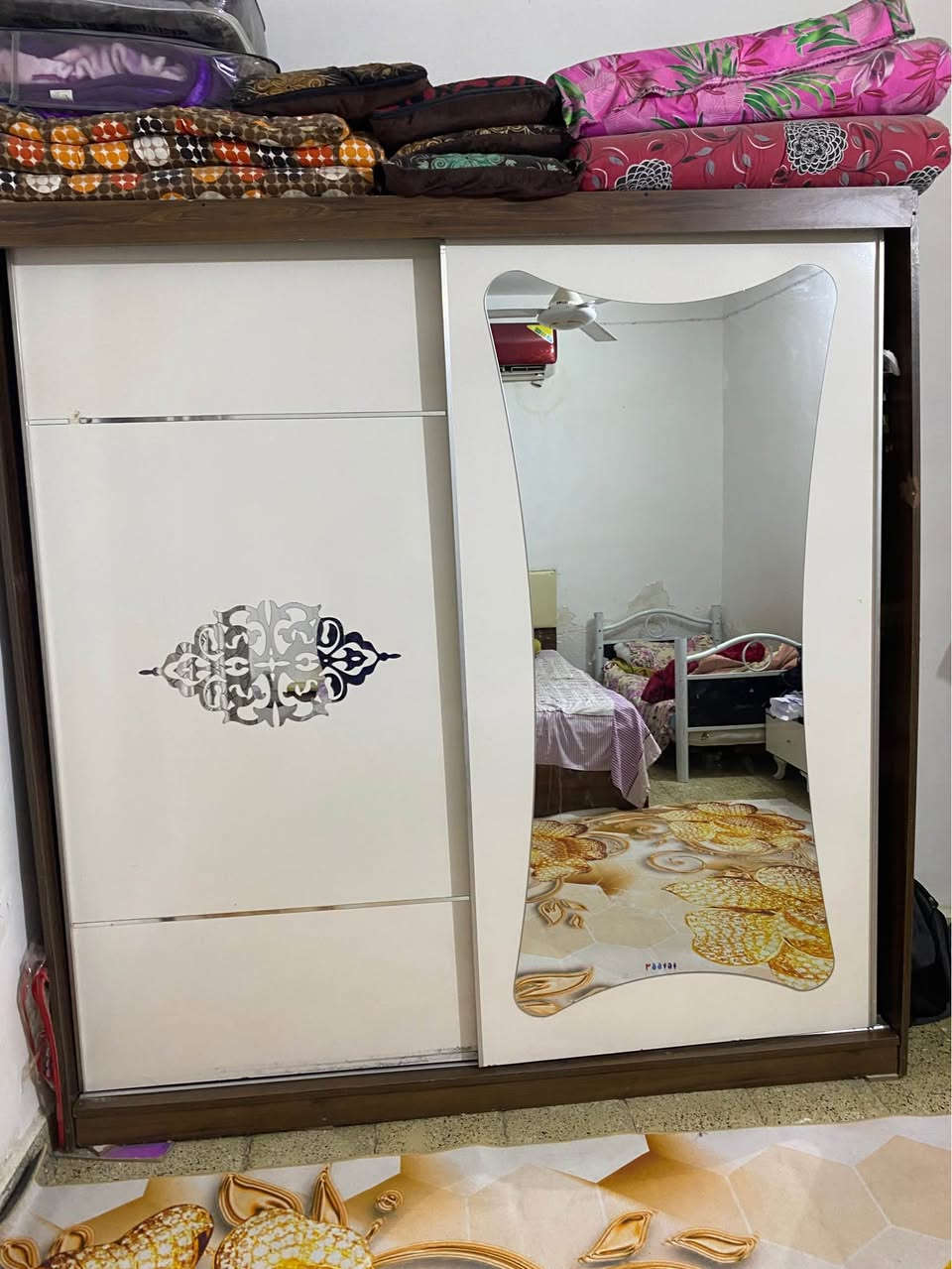 السلام عليكم كنتور تركي بيبانه سحب للبيع الكنتور نضيف حيل سعره ١٢٥ مكاني الناصريه مركز 
*********** Singapore
