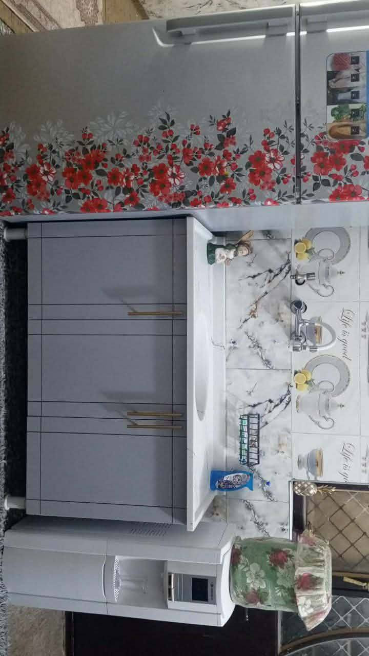 كاونتر مترين وسنك متر وعشرين 📐 
خشب MDF مع مجر 3 السعر 275✨🌸
يوجد توصيل 🚚🚚


**إذا كنت صاحب هذا الإعلان وتريد حذفه لأي سبب، رجاءا أرسل رسالة إلى الدعم الفني**