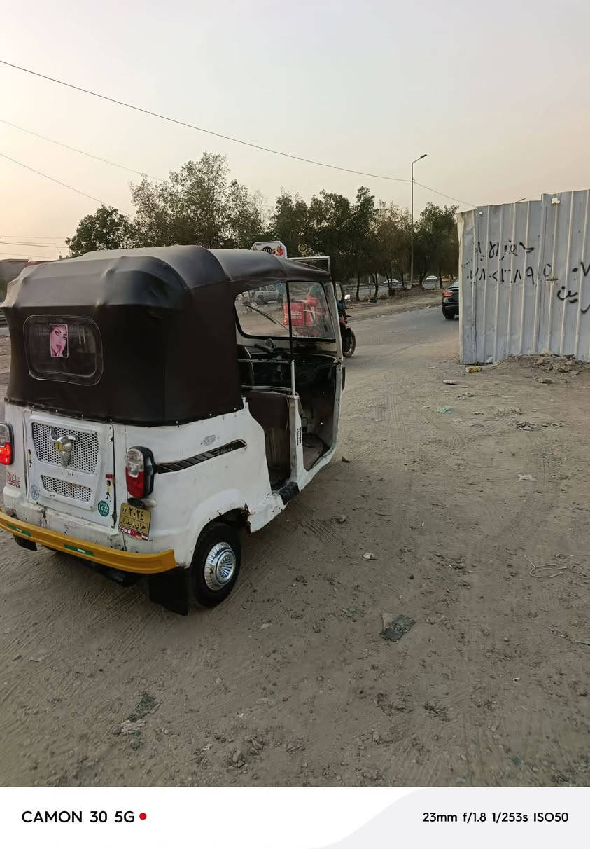 سلام عليكم تكتك 18 أوراق استنساخ اتكفل سرقه عشاير فقط مكينه كير اكسل تخم تاير كهربائيات كله شغاله تكتك مابيه نقص سعر 2500 مكان بغداد البياع شرطه خامسه لاستفسار ***********
