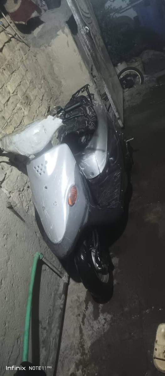دراجه ناريه تسع زروف بيجي بلادي محرك ناعم لايتات وشاير عالي وانصي صندوك ينقفل قبق ينقفل مال بانزين دراجه بوضع الشركه نكر سلف هندر بريك امامي وخلفي بكانك بغداد الزعفرانيه سعر ٢٢٥


**إذا كنت صاحب هذا الإعلان وتريد حذفه لأي سبب، رجاءا أرسل رسالة إلى الدعم الفني**