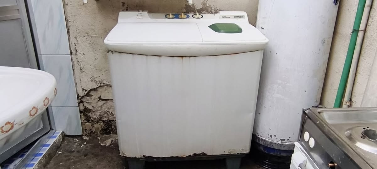 غسالة هيتاشي 11 كيلو شغالة حوضين
عنوان بغداد جديدة ***********
