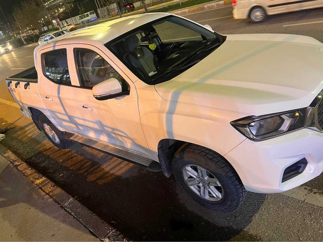 پیکاب ئێمجی 2024 لۆک لۆک تەنها 18 هەزار حەقیقی ڕۆشتوە یەک دەست بێ بۆیاخ ژێر بەگلایتی دواوە یەک بستی بجوک تەعدیلە رەقەم سلیمانی  شاشە گەورە تەبرید مەرکەزی دەبڵ ئەکسل  سعری 163 وەرەقەو معامەلە السليمانية, العراق


**إذا كنت صاحب هذا الإعلان وتريد حذفه لأي سبب، رجاءا أرسل رسالة إلى الدعم الفني**