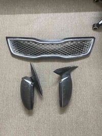 شباك  فقط بي ثلمة صغيرة موضحة بالصورة سعرة ٣٠ الف قفل ومري اوبتما ترهم...