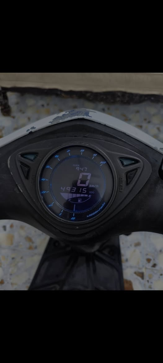 ماكس مضلع نوزل صالهه شهرين من طالعه من رمبه كله كامله وشغلله من طول لطول عينه الكتروني بلادي كلشي شغال بيهه نكرا بيهه سحب قوي معدل1000
كلج خلفي ابلادي رياضي
امامي رياضي 
دبل خلفي رياضي اصلي
يديات بريك رياضي اصلي 
تلاكه رياضي 
بك لايت لد 
لايت امامي لد ابيض
بريكات خلفي امامي شغال
دراجه جديدههه مكينه زبد سعر850بيهه مجال قليل استفسار ***********
