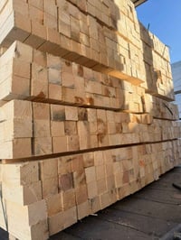 خشب روسي مجفف • لوح 4م • درجة اولى