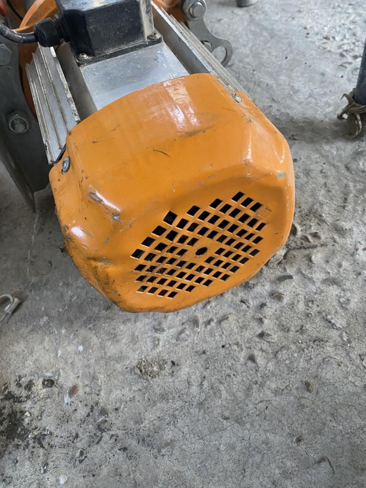 السلام عليكم وانج ايطالي عدد (٢) تحكم عن بعد الطول (٦٥)متر العنوان بعذاد البياع *********** (*********** )
