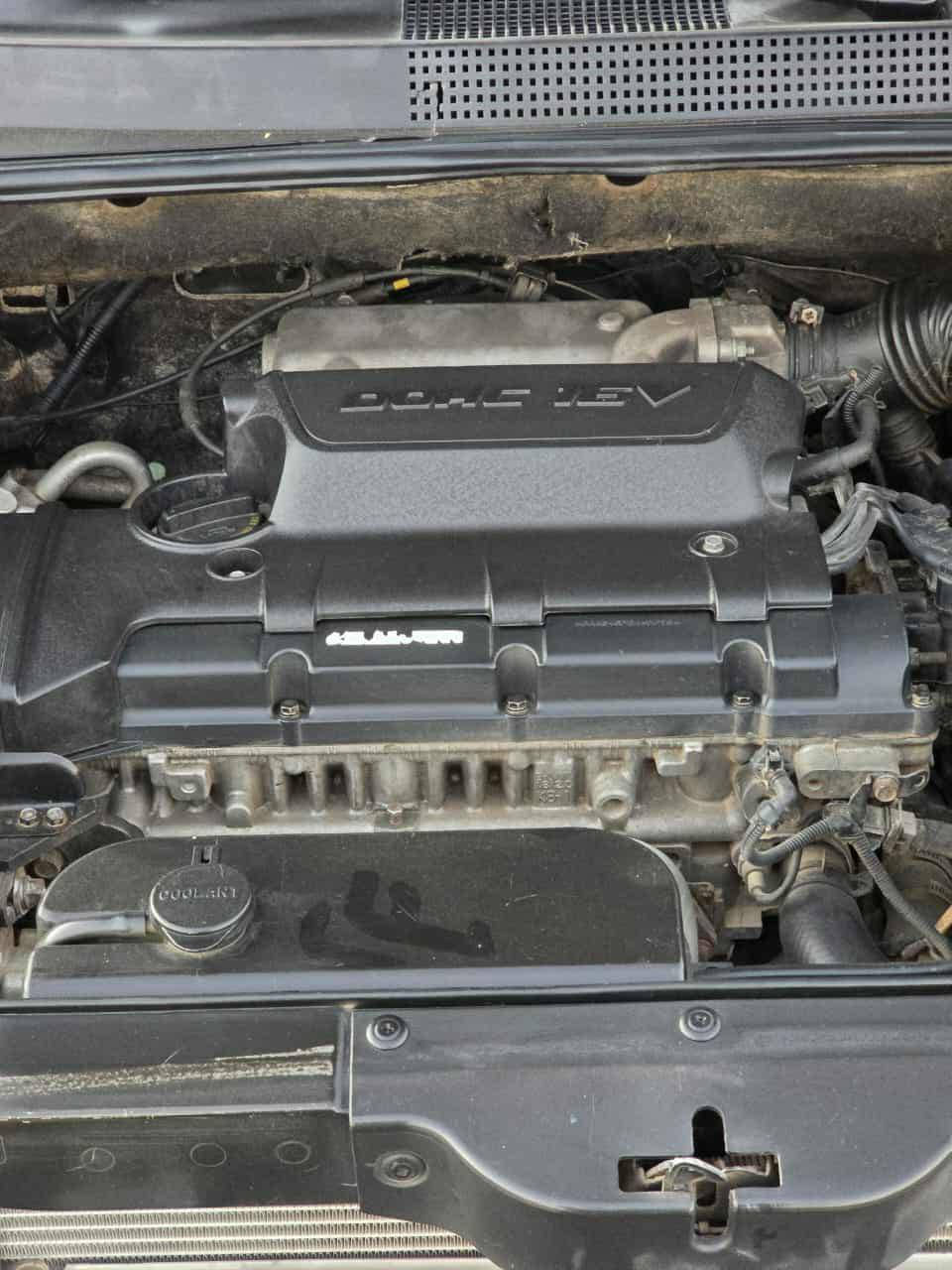 السلام عليكم للبيع توسان موديل 2008 وارد أمريكي ضربته جاملغ أمامي وبنيد بيه قطع صبغ صدر أمامي جديد وزوج تايرات جدد تبريد ثلج تدفه مكينه وكير خير من الله محرك 2000دوش 
مكان /واسط /قضاء الحي 
السعر 93 وبيه مجال حك الجيه
***********
