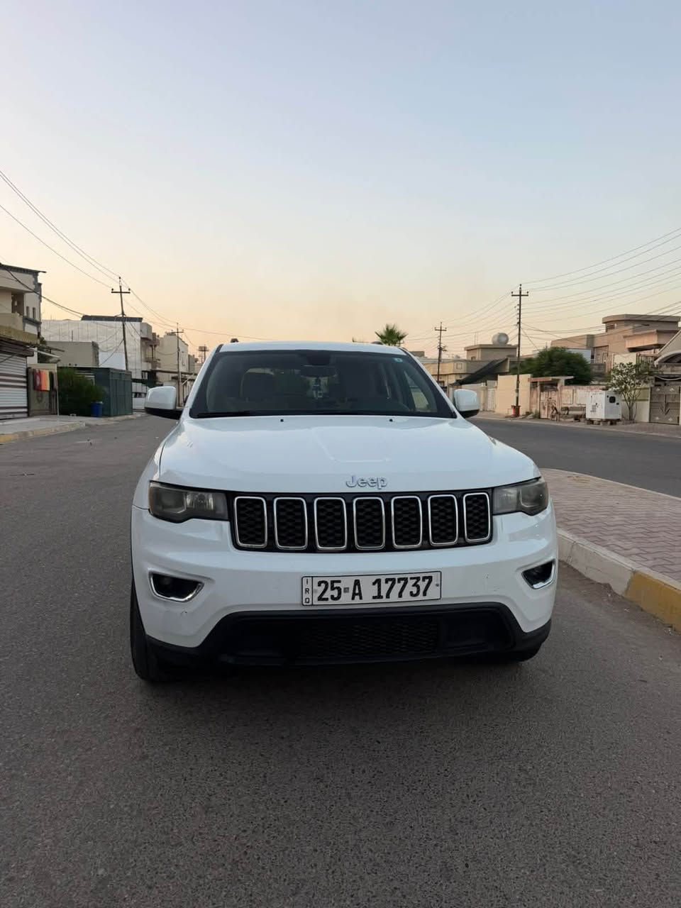 جيب لاريدو 
2018مديل 
موصفات عادي 
4ويل
حادثه جاملخ امامي مبدل 
جاملخ خلفي نصه صبغ 
بدون دواخل 
سعره 195وبيه مجال الطيبين
*********** 
***********
