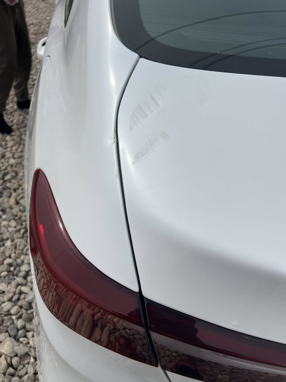 فورتي 23 رقم اربيل بأسمي دخول جديد
بيه صبغ بس البنيد ما مبدل ليبل واحد السيارة 

الحادث موضح بالصورة ايرباك الدركه فقط الهزة جديدة 

المكان الصويرة ***********
