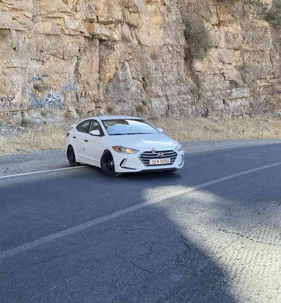 السلام عليكم
النترا 2018 وارد امريكي محرك 2000 رقم بغداد
شاشة جبيرة تحكم ستيرن وباقي المواصفات المعروفة
رقم جديد سنوية جديدة هزة جديدة تحويل ثاني يوم 
ضررها موضح بالصور وسونرها موجود الي يحب ادزلهياه
كير محرك كهرباء تبريد كلة كفالة
كااامل بدون اي نقص
السيارة صار بيها طخطخات ونصبغت اني ابيع حزاااااااام
مكانها بغداد الدورة
السعر 115 وبيها مجال بسيط
وماكو لون ابيض بالسعر
للاستفسار الاتصال على الرقم
***********_
***********-
