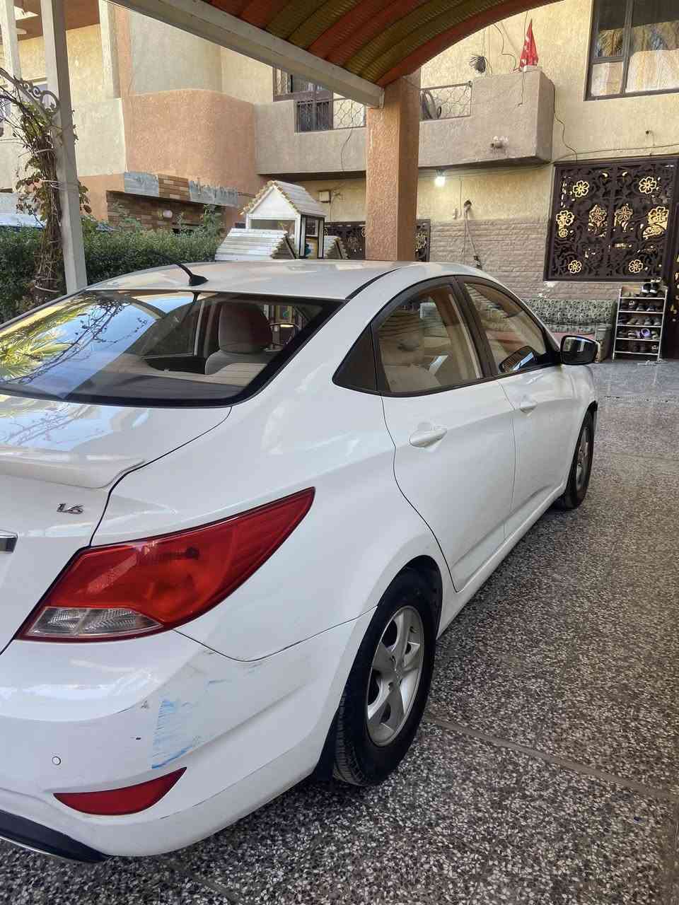 اكسنت مديل 16 1600 سعر 125بيها مجال الستفتار هاذ رقمي ***********.  بكان سياره بغداد البلديات
