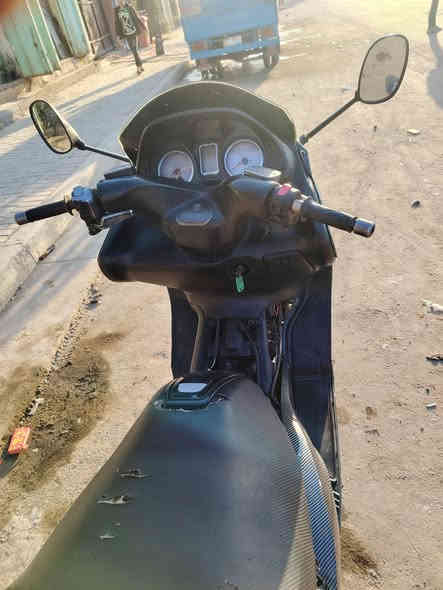 السلام عليكم دراجه تي ماكس 2008 ابيع او امراوس حته إذا اطي فرق عادي دراجه كوم حديد واكف بيه حساس ***********
