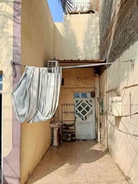 النجف • ٢٠٠م • بيت دورين