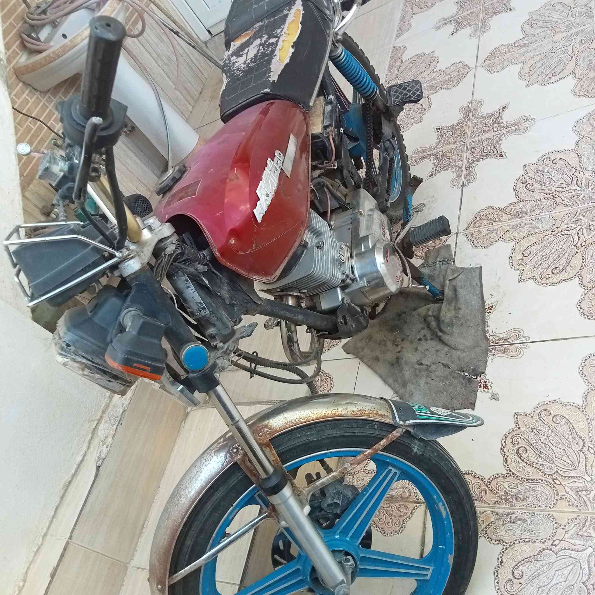ماطور ROBAR موديل 2015 مستعمل السعر 250ألف مع المجال والمفاوضة للتواصل واتساب حصريا    *********** 👌ماكينة جديدة مع الأوراق كاملة بدون نقص
