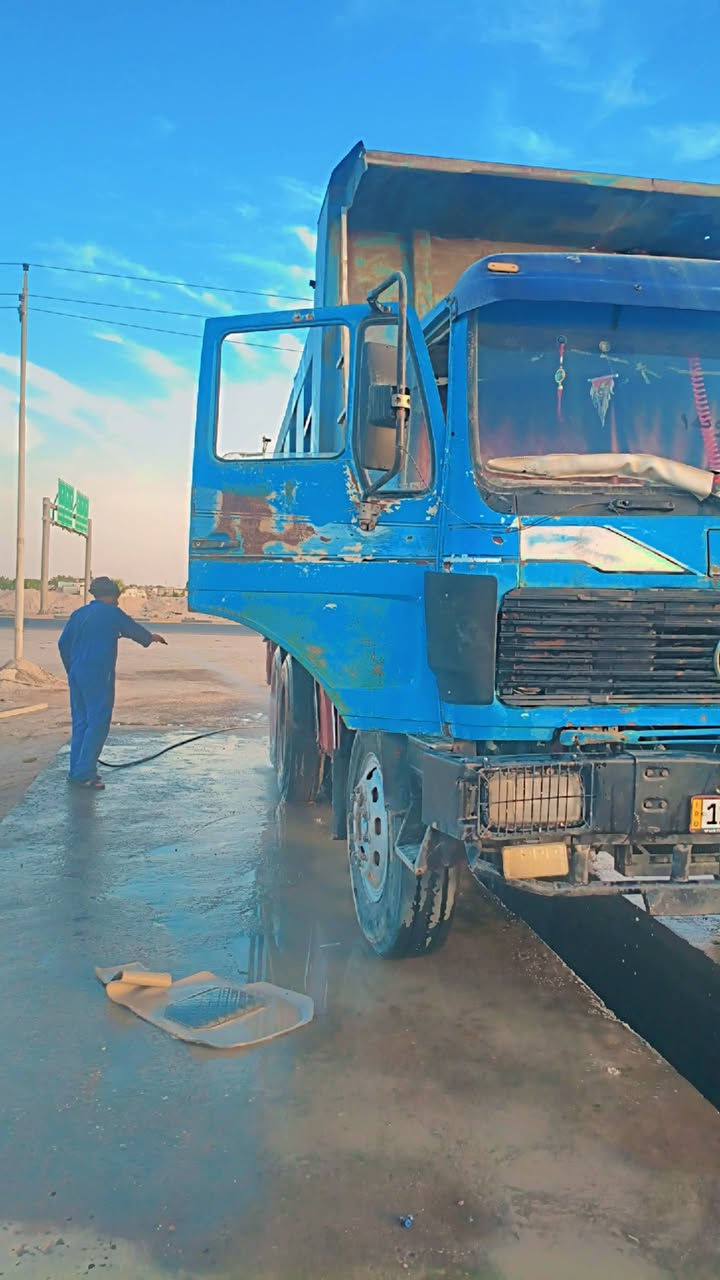 البي 75 مجموعه نص مكينه 28كير 130شاصي غير مكفول اتصل ***********

