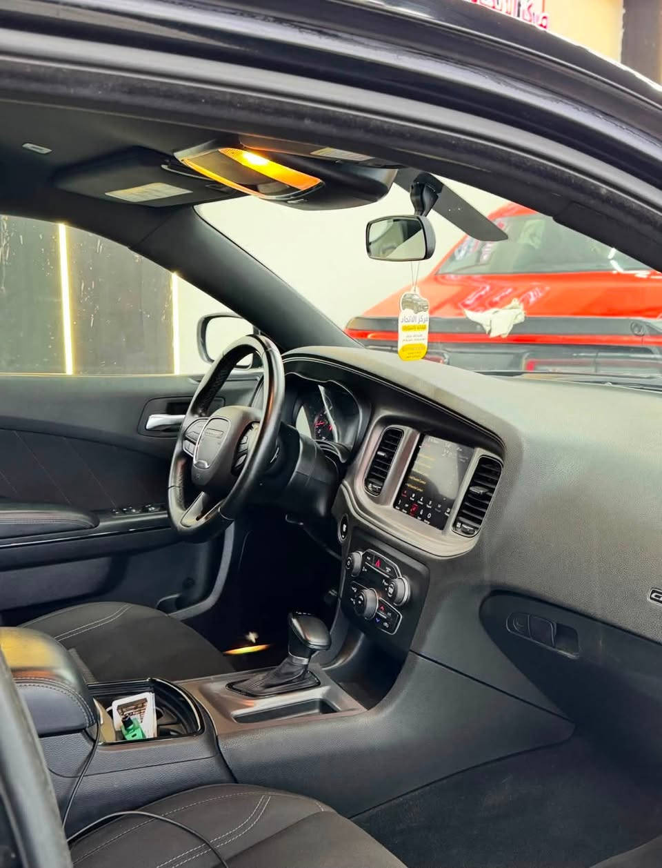 السلام عليكم
چارجر 2033 SXT 
ممشى السياره : 37.000 km
الضرر خلفي 3 قطع صبغ
بدون ايرباك
المواصفات :
شاشه كبيره
مقعد السائق كهرباء
حساسات خلفيه مع كاميرا 
السياره جاهزه بدون نواقص
رقم بغداد بأسمي
للاستفسار *********** بغداد العامريه
السعر 195$
