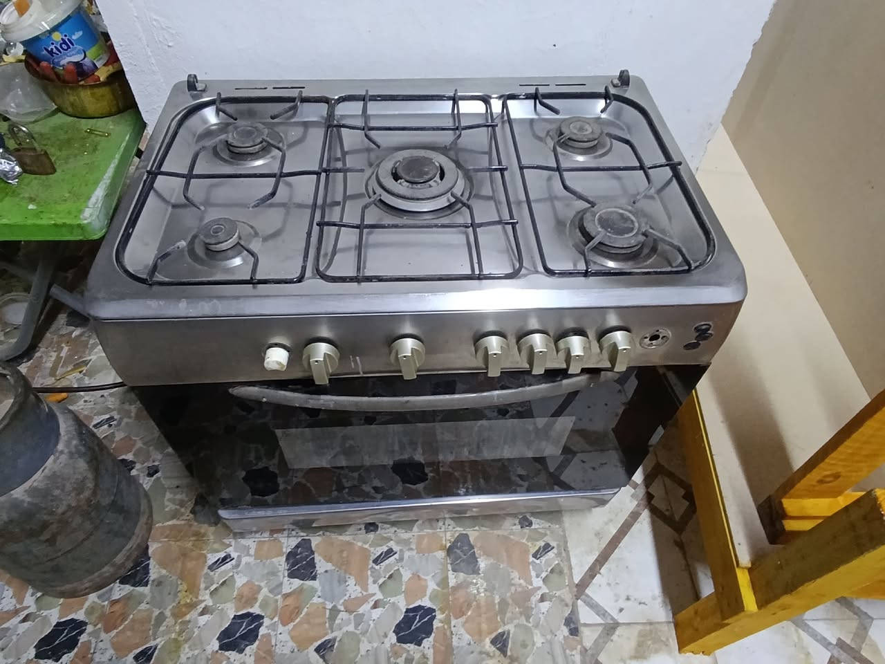 طباخ مصري بسعر مناسب 110مكانه كوت. كله. شغال ***********واتسا
