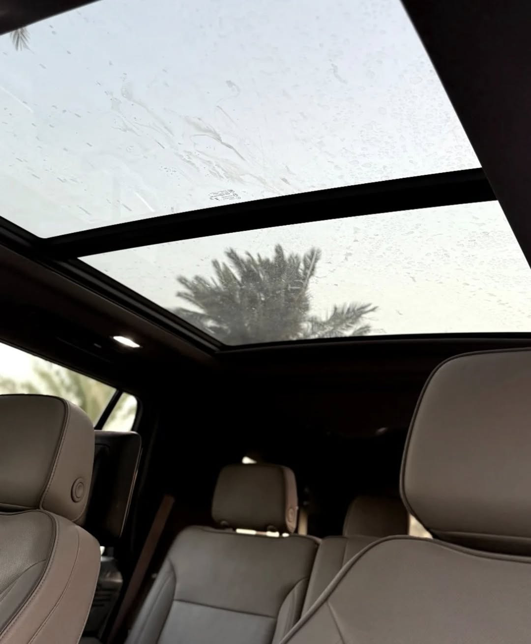 سلام عليكم اخوان
***********

السعر 495 ورقة وبي مجال 

 يوكن  2023  خليجي SLT فول الفول 3 شاشات  وكالة المنصور 

كفالة عامة رقم بغداد باسمي شخصيا  

   

مواصفات 

بانوراما 

كشنات جلد 

بصمه اربع ابواب 

تشغيل عن بعد

لايت امامي ليد + زينون

تحكم ستيرن كامل 

شاشة امامي

كشنات تدفئة تبريد

كشنات الخلفي تدفئة

كشنات جلد 

كشنات خزن ميموري 

ستيرن كهرباء 

دفع رباعي 4*4

نظام إنزلاق 

نظام DETECT 

نظام اوتو ستوب 

5كامرات

رادار خط

رادار مانع تصادم

نقطه عمياء

هاند بريك بصمه 

ستيرن جلد

سقف سلايت بانوراما 

حساس امامي خلفي

علامة ضوئية تحت الدعامية الخلفية 

بك لايت ليد

شحن موبايل لاسلكي

ويل كروم

دبلات كهرباء 

ومواصفات اخرى

مكان سيارة بغداد
