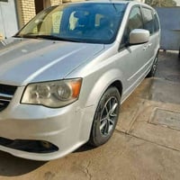 دوج كرفان ٢٠١١ أمريكي بدون حادث كلين بيه فقط كلير جاملغ خلفي السياره ف...