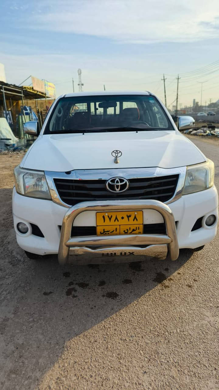 السلام عليكم للبيع هيلوكس موديل 15 رقم اربيل محرك شركة كير شركة السيارة كير عادي شرط التحويل المكان بغداد 
***********/***********
