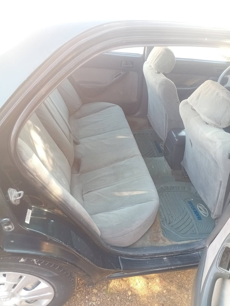 كامري موديل ٩٥ محرك ٤ سلندر السعر ٥٠ مكان السيارة الانبار ***********
