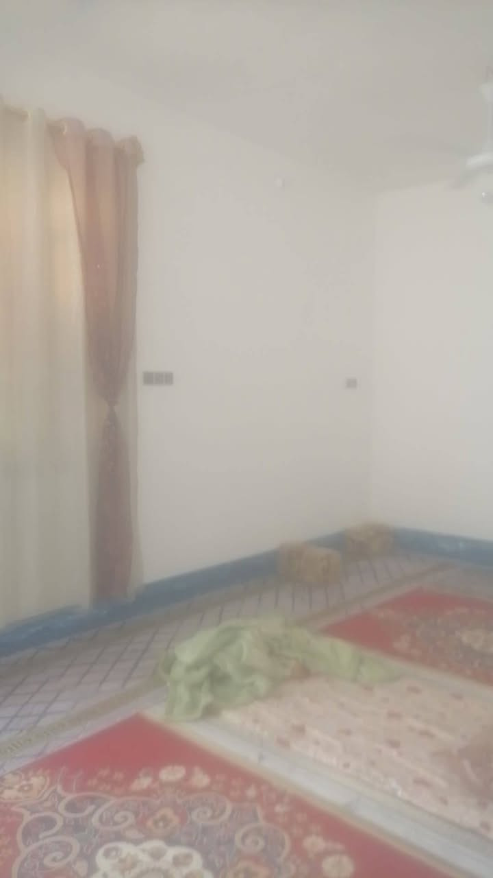 بيت بحي السبل بل نزله الثني يم دور اليتام المساح 200 متر السعر 30 /***********
