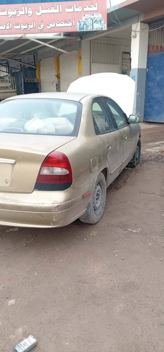 دايو نوبرا للبيع
موديل 2000
محرك 2000 بيه اثر رخاوا شرط لا صرف ولا نفخ 
كير توماتيك 
رقم نينوى باسمي 
فول مواصفات 
ايربكات ثنين
تحكمات ستيرن 
اربع جامات كهرب 
شاشه اندرويد 
تبرد ثلج 
سعر 40 وبيها مجال
عنواني موصل 
***********
***********
