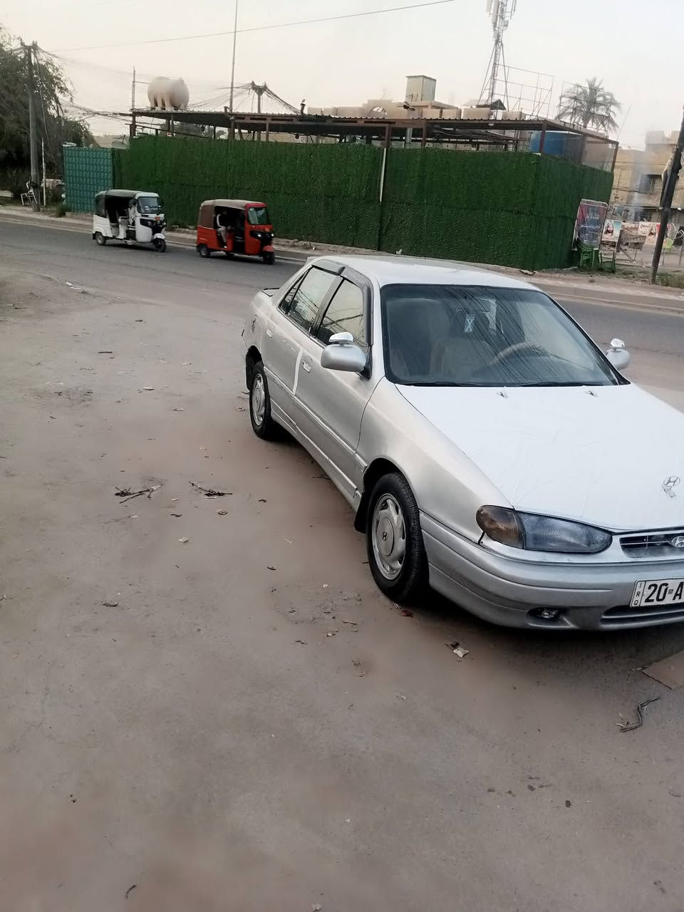 اللنترا للبيع رقم ديالى سياره حلوه وجاهزه للعمل تحويل مباشر العنوان بغداد ***********السعر 20قفل
