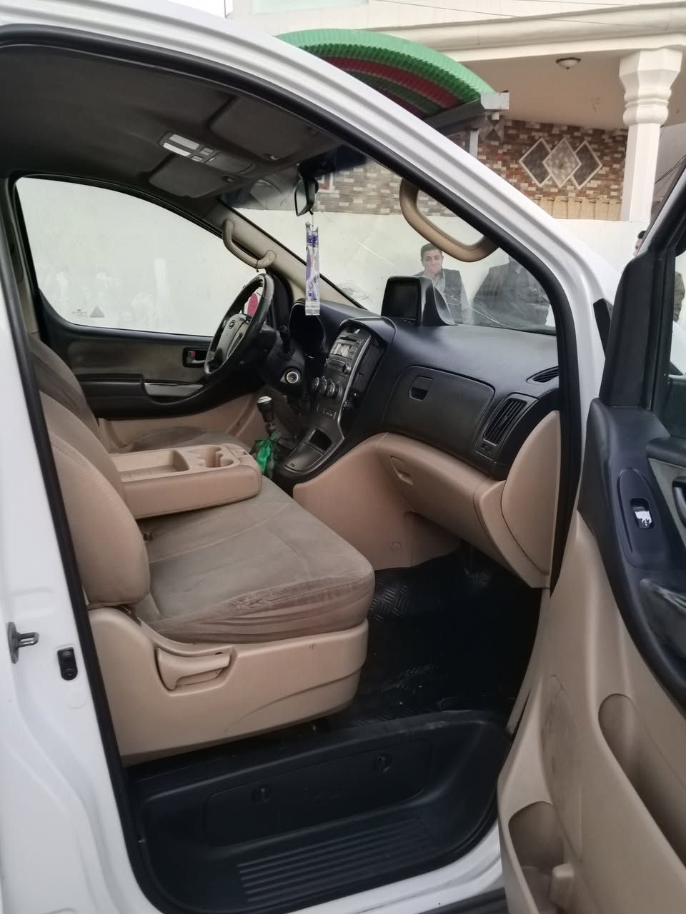 السلام عليكم شباب سياره ستاركس موديل 15 سياره كفاله عامه بيها قطعتين البنيد والشاملغ والباقي كله سونار العنوان بابل القاسم وبيكم خير وتدللون ***********
