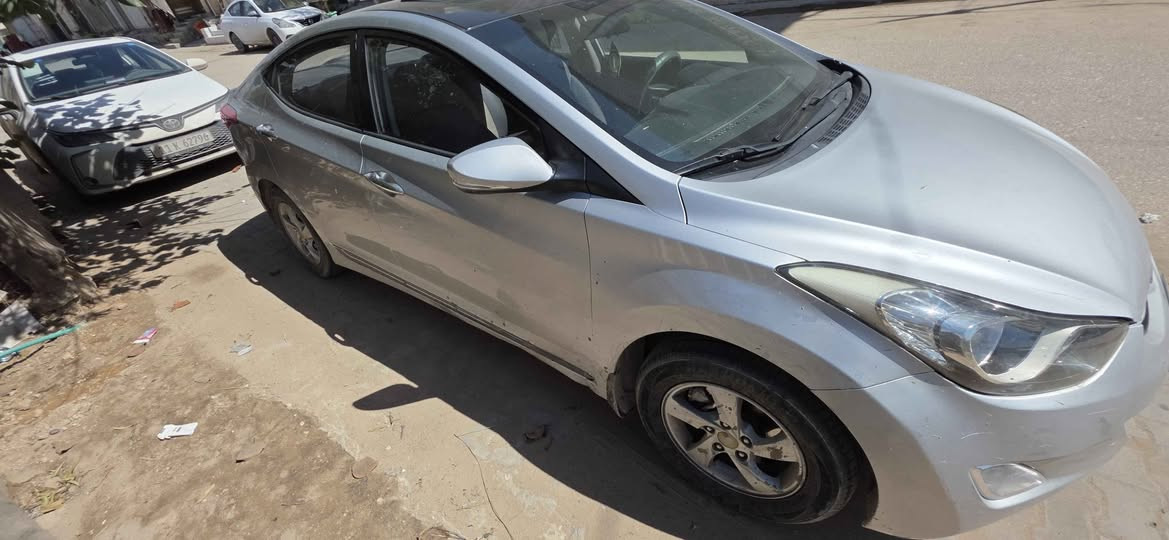 النترا #خليجي للبيع موديل 2012 فول 1/1 عدا البصمة 
#كفالة_عامة لاصبغ ولاتبديل سنويتها لل27
اشاير بالمري
فتحة قمارة
شاشة اندرويد
كاميرا خلفية
تخم تاير جديد
محرك 1600 
فيتبم جديد باتري جديد گير محرك شرط واحد على واحد ترايك وين ماتريد
سيارة تاخذها ربع ماتصرف عليها

السعر :107 وبيها مجال قليل كلش حگ الجية

للتواصل على الرقم:  *********** (خاص ماجاوب) Singapore
