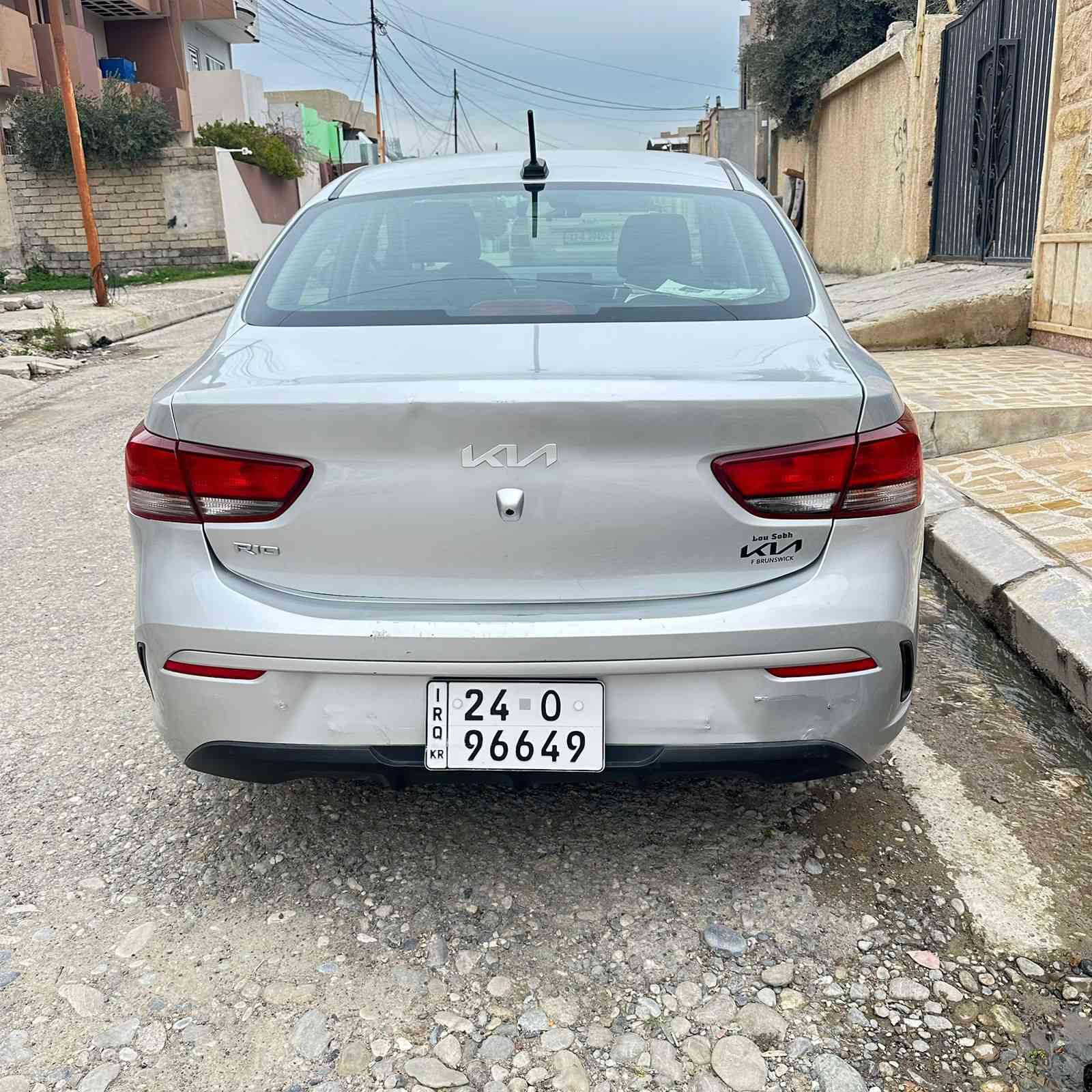 السلام عليكم 
كيا ريو 2023 للبيع حادث خفيف بدون ايرباك
رقم وسنوية جديد هزة جديده مواصفات نص فول معروفه 
سعرها 128$ للتواصل ***********
***********
