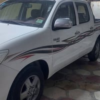 تويوتا هايلكس • ٢٠١٥ • اوتوماتيك