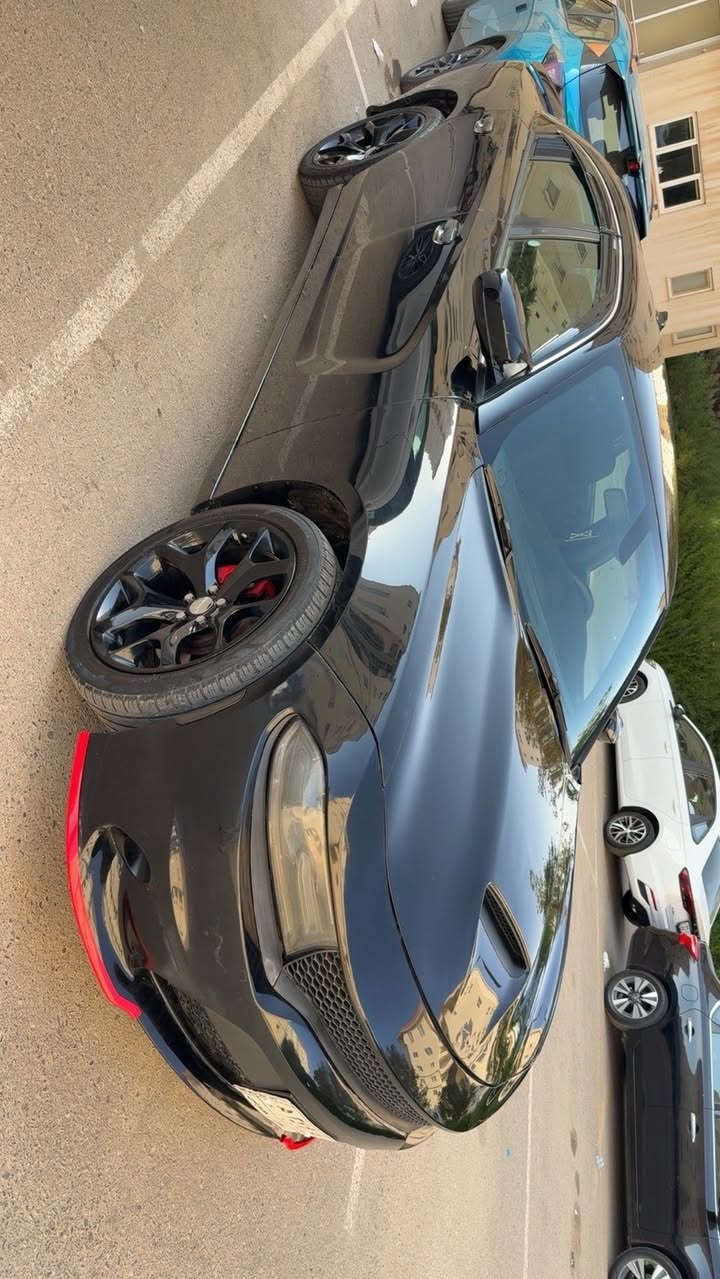 مكلف بالنشر
السلام عليكم 
دوج جارجر sxt للبيع فقط
مديل 2017
لون اسود وبيها قطع صبغ ابيعلك حزام
محرك 3600 مكفول
رقم بغداد تحويل ثاني يوم
سنويه جديدة
شاشه كبيره
سقف روز
دشبول كنتاره
بصمه تشغيل 
بصمه ابواب وجنطه
نظام سبورت
كير طياره 
اكسل كفاله
كير ناقصه فلتر دهن 
كامره خلفيه دوار 
تشغيل عن بعد 
كشن تدفئه
كشن كهرباء 
تحكم ستيرن
ويل كب 20
كشنات اسود حظن
تبريد قطعتين 
حساس خلفي
حداديه اماميه جديده 
منظومه بانزين جديده
السعر 155 وبيها مجال كلش بسيط
مكان السيارة سامراء 
***********
