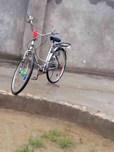 سلام عليكم باسكل لون رصاصي جديد الباسكل تخم ويله صلي يومين من شديتعن ويل كدامي حساس او يجيك وي حساس دينمه او نشره الباسكل بريك ثنينهن شغله او بريك صواتي او سعره بلاش 75وبي مجال (عنوان ديوانيه مهناويه منطقت الحيال الرقم ***********
