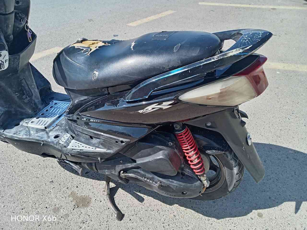 السلام عليكم دراجة سكنس فحل ياباني للبيع دراجة كاملة شغاله سلف هندر مكينه لاتنقيص لاتبخير ناعمة كهربائيات شغالة دراجه كاملة أوراق كاملة منفيس ودفتر السعر 525وبيهة مجال العنوان اديالئ التحرير الرقم ***********
